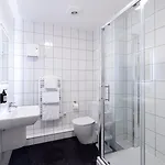 Apartahotel Saco Jersey - Merlin House Saint Helier Jersey