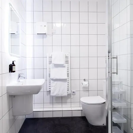 Aparthotel Saco Jersey - Merlin House 4*