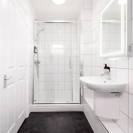 Aparthotel Saco Jersey - Merlin House Saint Helier Jersey