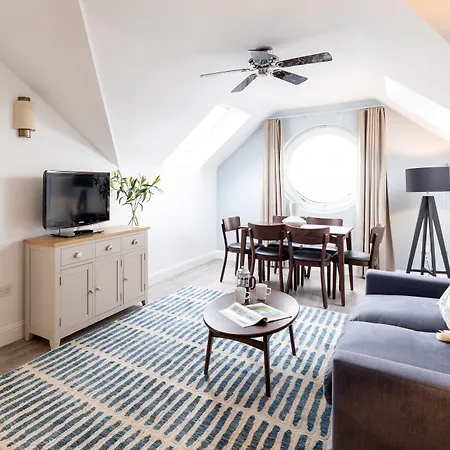 Saco Jersey - Merlin House Apartmanhotel Saint Helier Jersey