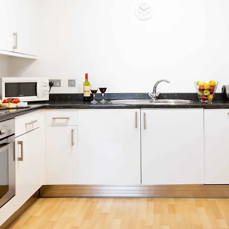 Lejlighedshotel Saco Jersey - Merlin House 4*