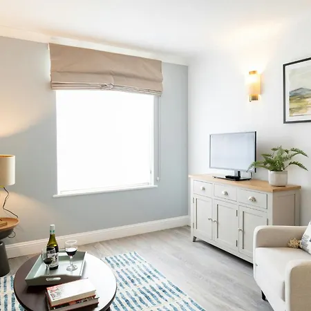 Aparthotel Saco Jersey - Merlin House Saint Helier Jersey