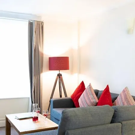 Saco Jersey - Merlin House 4*