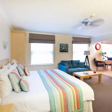 Lejlighedshotel Saco Jersey - Merlin House 4*