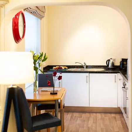 Saco Jersey - Merlin House 4* Saint Helier