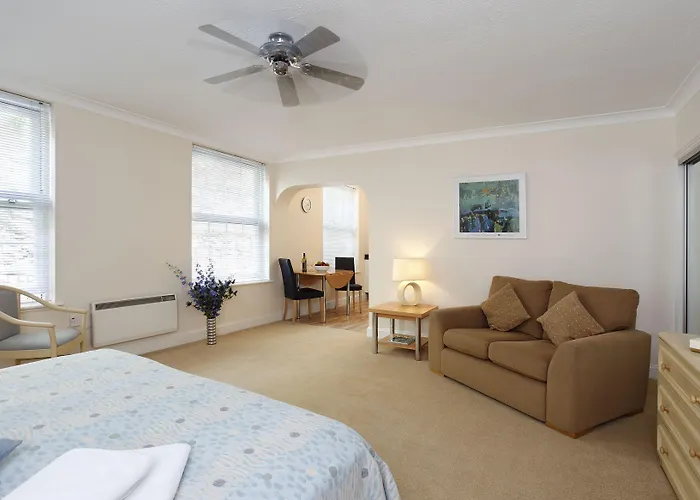 Saco Jersey - Merlin House Saint Helier Jersey