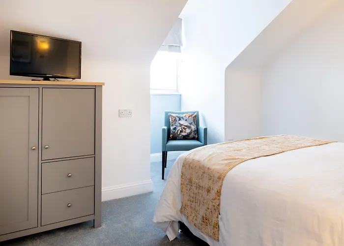 Saco Jersey - Merlin House Saint Helier Jersey