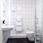 Ξενοδοχείο με διαμερίσματα Saco Jersey - Merlin House 4*