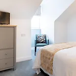 Saco Jersey - Merlin House Saint Helier