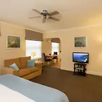 Hotel apartamentowy Saco Jersey - Merlin House