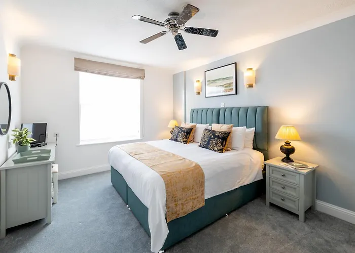 מלון דירות Saco Jersey - Merlin House 4*