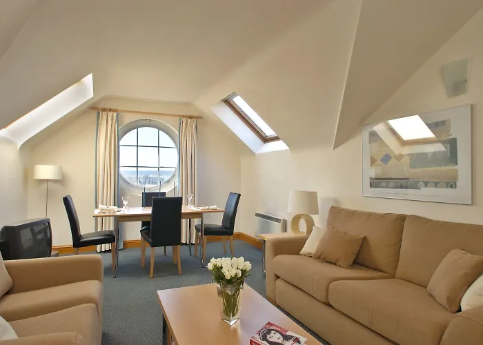 Lägenhetshotell Saco Jersey - Merlin House Saint Helier Jersey